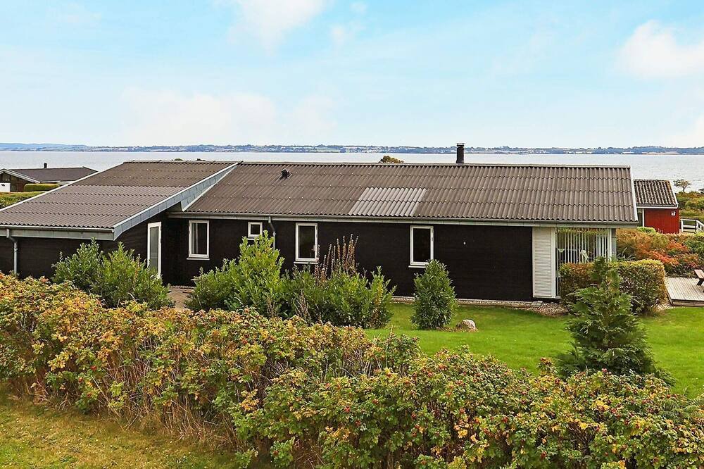Photo of Outdoor in Helnæs By