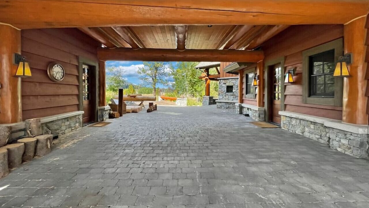 Photo of Outdoor in Tamarack