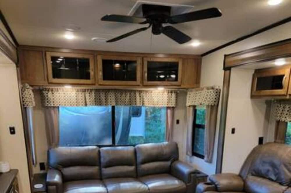 Photo of Bedroom in Suches