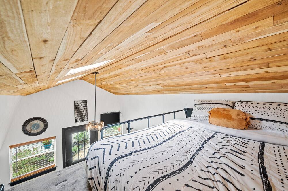 Photo of Bedroom in Alvarado