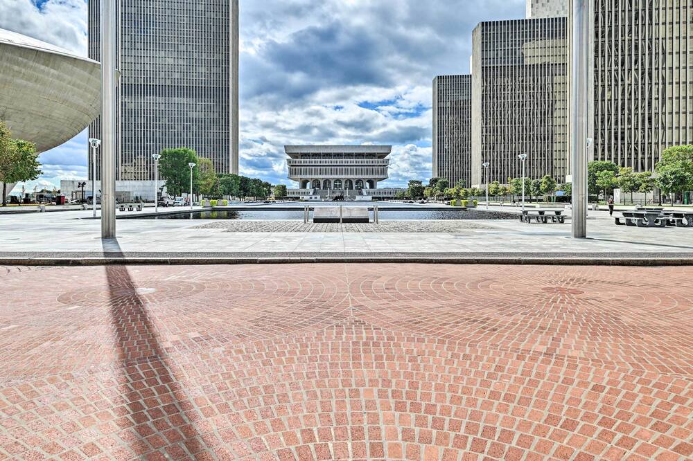 Photo of Others in Albany