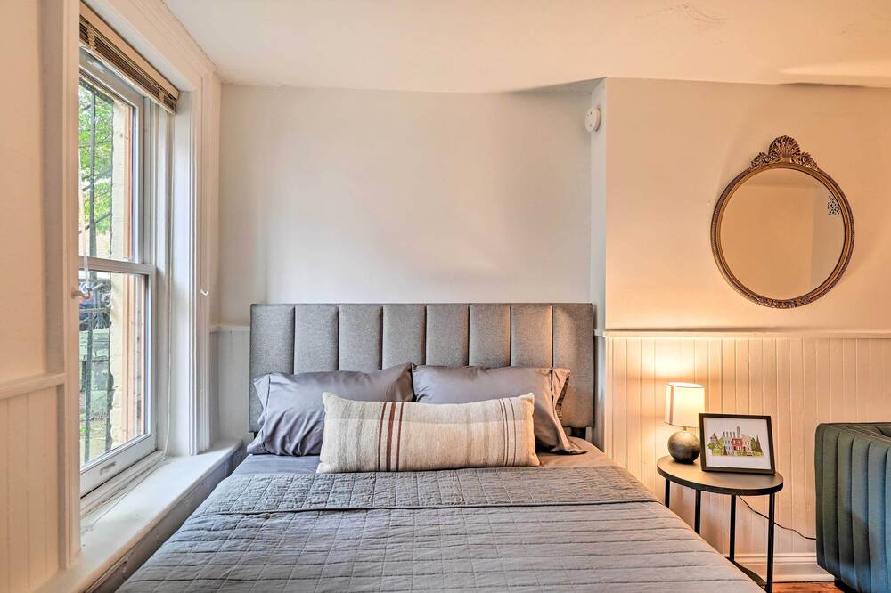 Photo of Bedroom in Albany