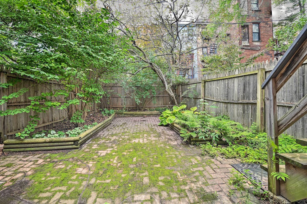 Photo of Outdoor in Albany