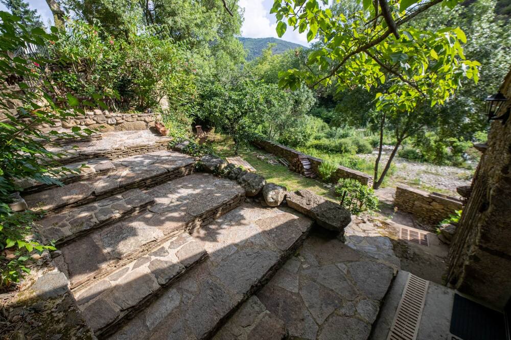 Photo of Others in Olargues