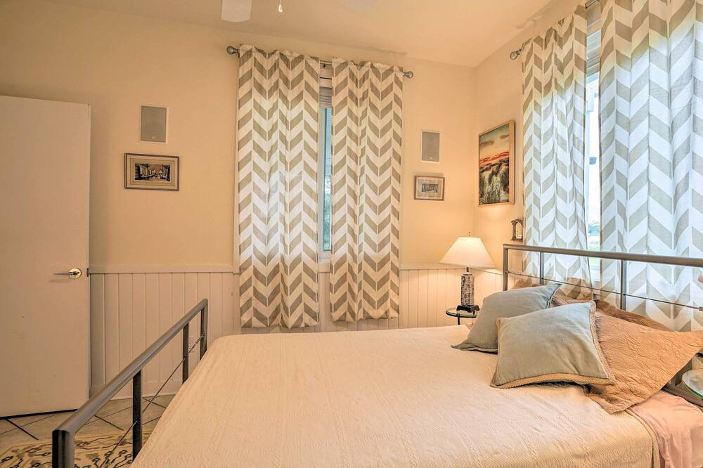 Photo of Bedroom in Reedville