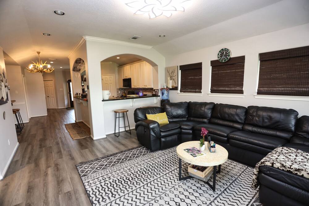 Photo of Bedroom in Dickinson