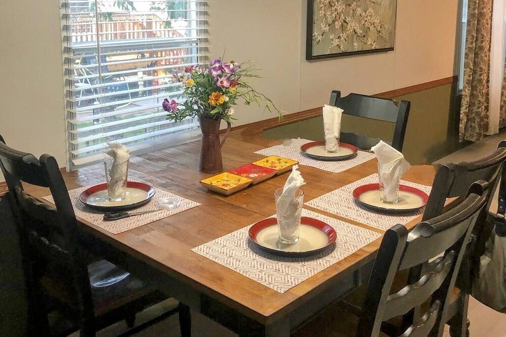 Photo of Kitchen in Keith County