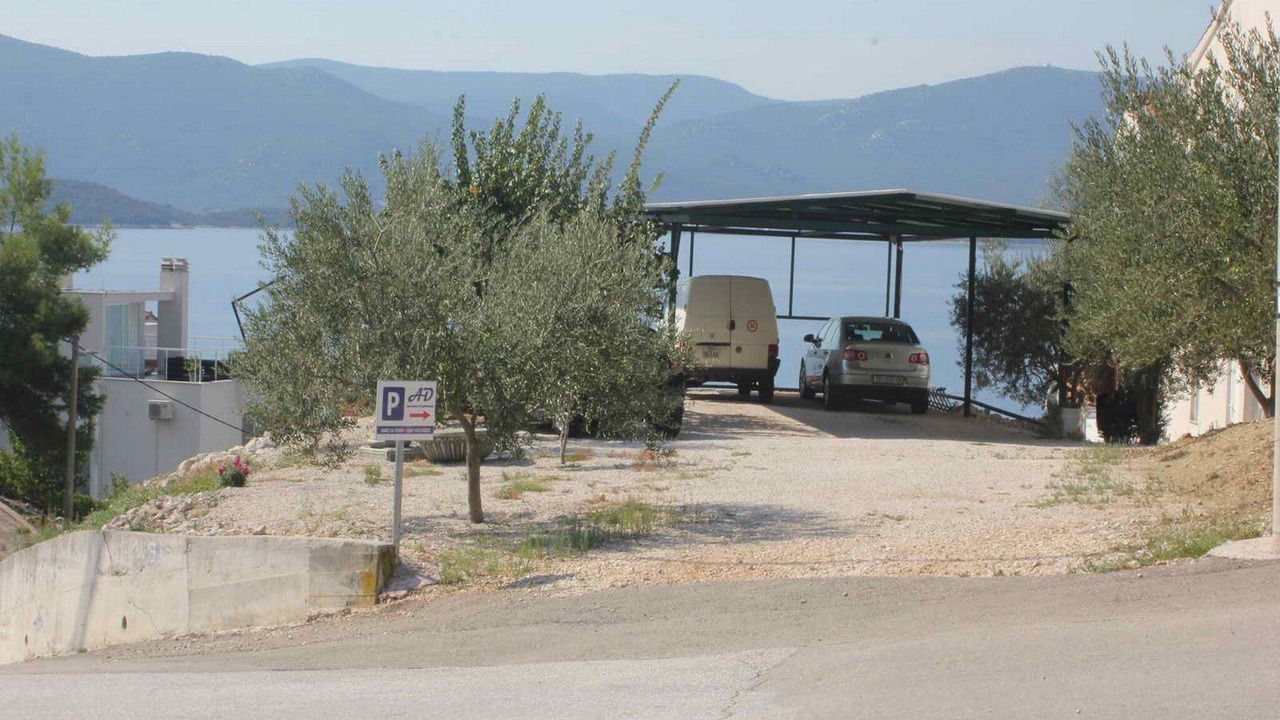 Photo of Others in Komarna