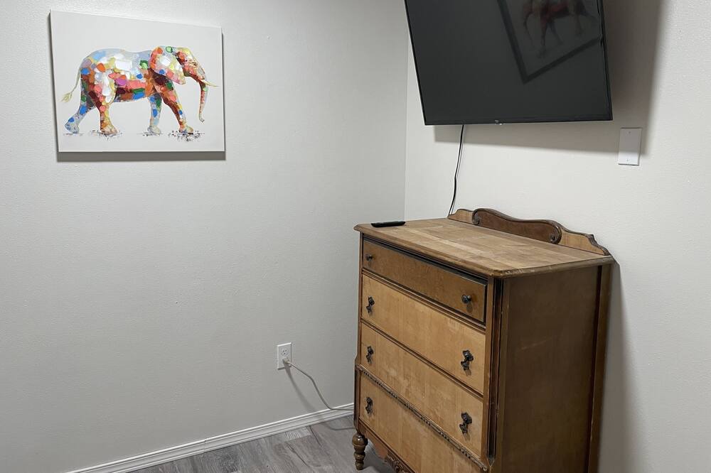 Photo of Bedroom in Peaceful Valley