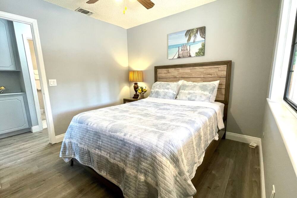 Photo of Bedroom in Sacramento