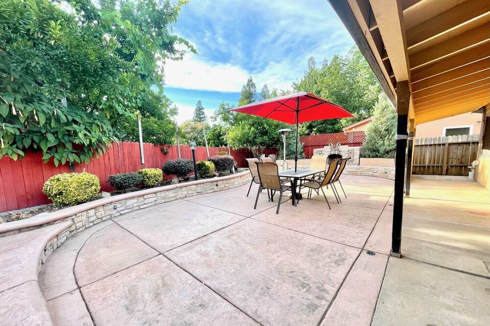 Photo of Others in Sacramento