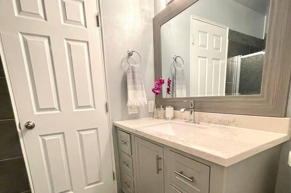 Photo of Bathroom in Sacramento