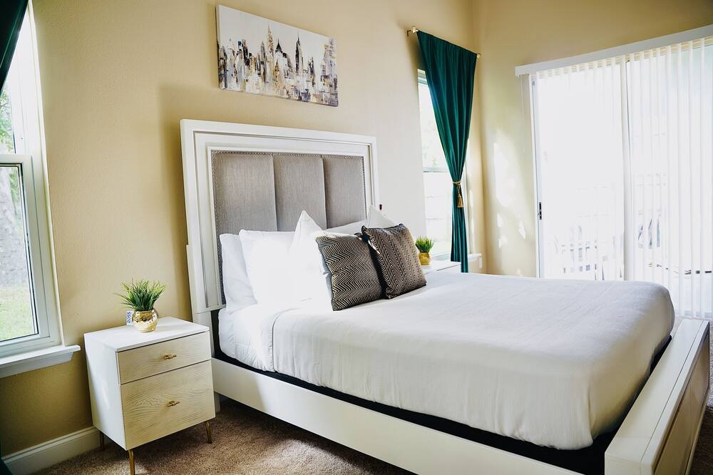 Photo of Bedroom in Southwest Orlando