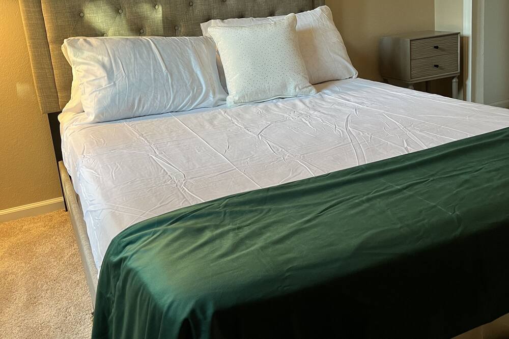 Photo of Bedroom in Southwest Orlando