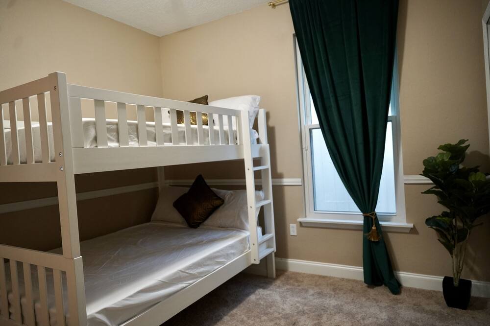 Photo of Bedroom in Southwest Orlando