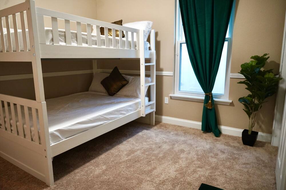 Photo of Bedroom in Southwest Orlando