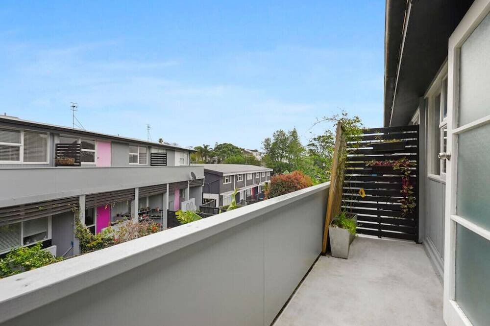 Photo of Others in Kingsland