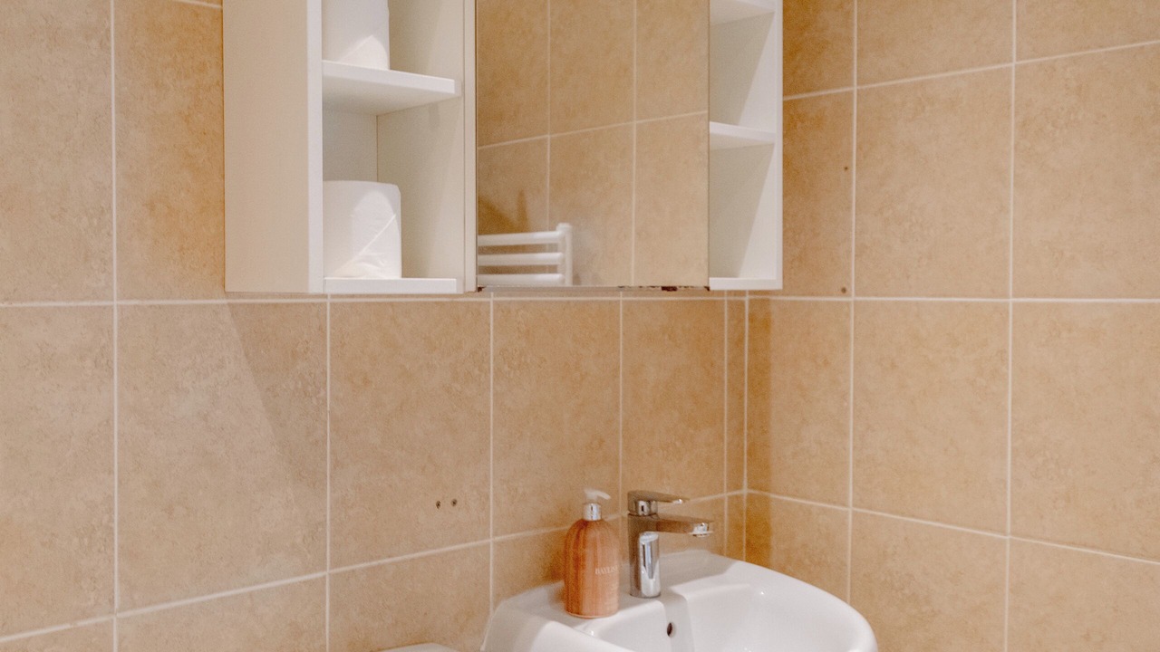 Photo of Others in Clapham