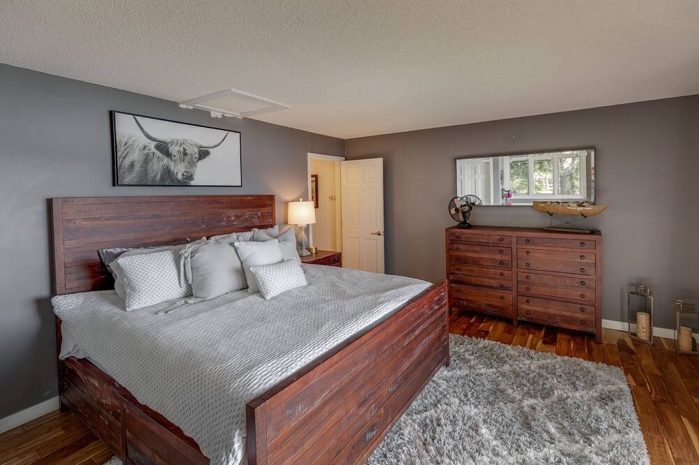 Photo of Bedroom in Crosslake