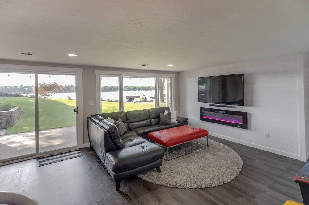 Photo of Livingroom in Crosslake