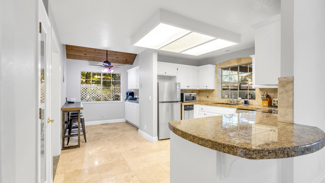 Photo of Kitchen in Alta Sierra