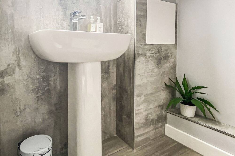 Photo of Bathroom in Thurso