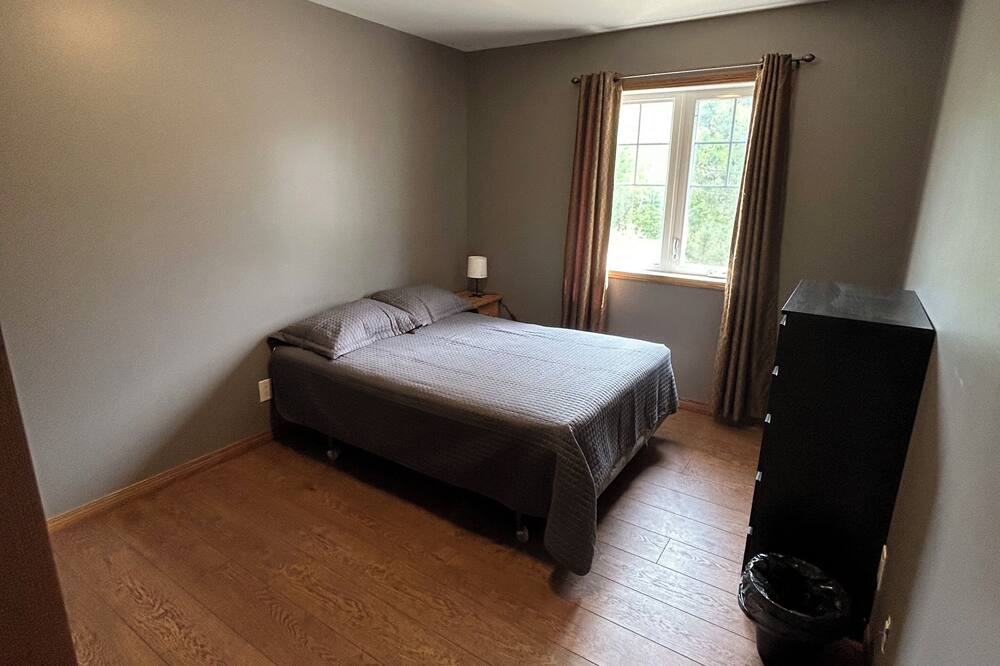 Photo of Bedroom in Falcon Lake