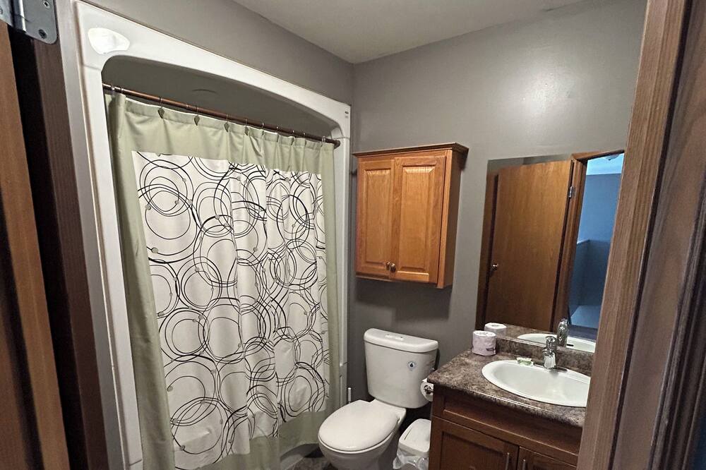 Photo of Bathroom in Falcon Lake
