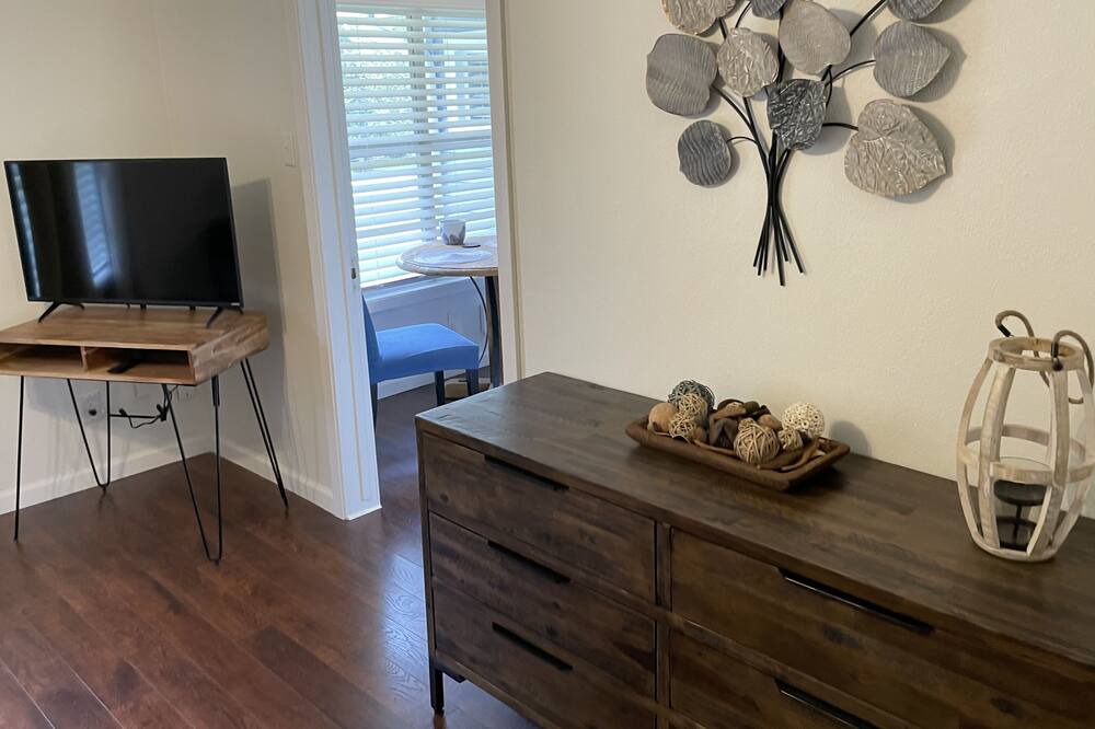 Photo of Bedroom in Conroe