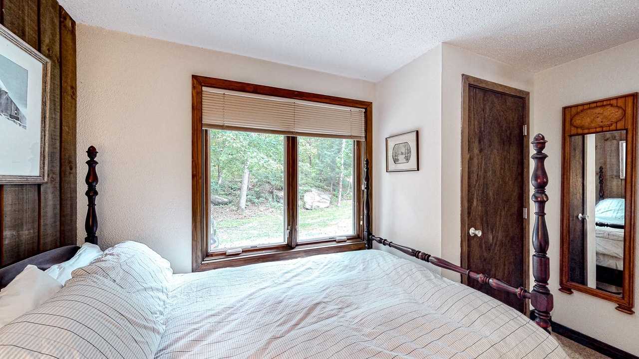 Photo of Others in Londonderry