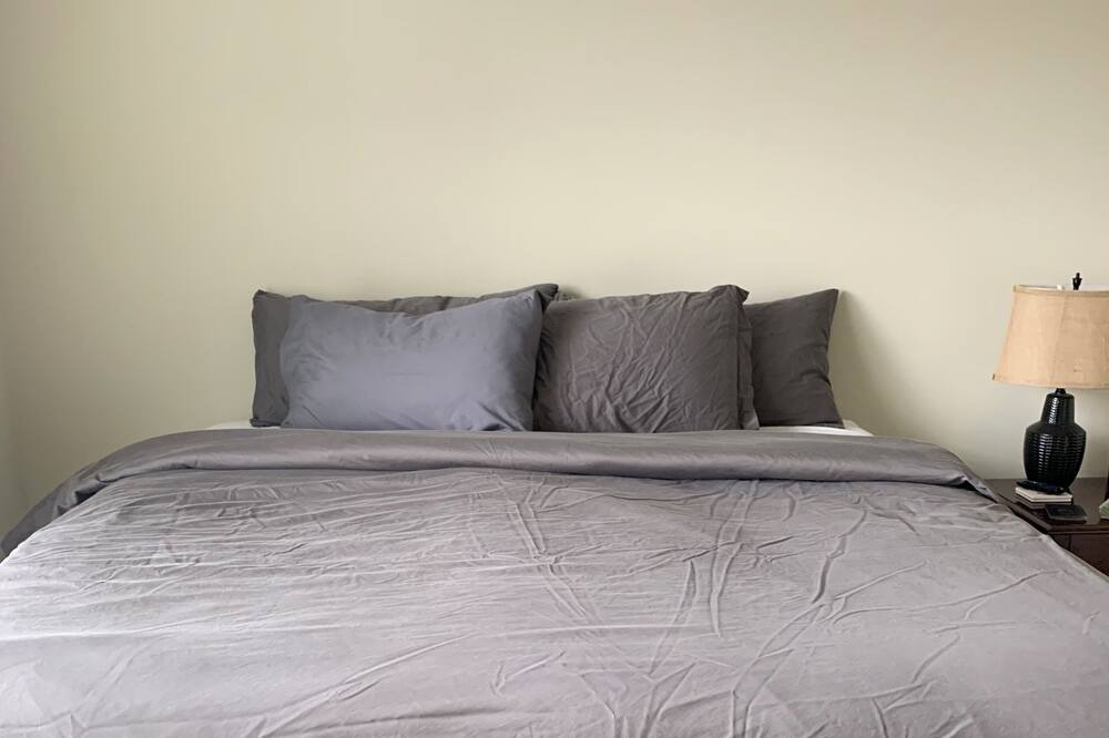 Photo of Bedroom in Naperville