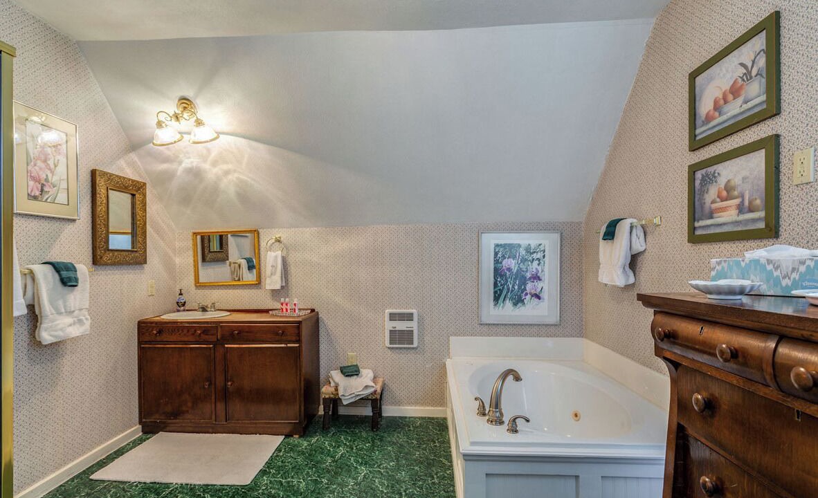 Photo of Bathroom in Bonham