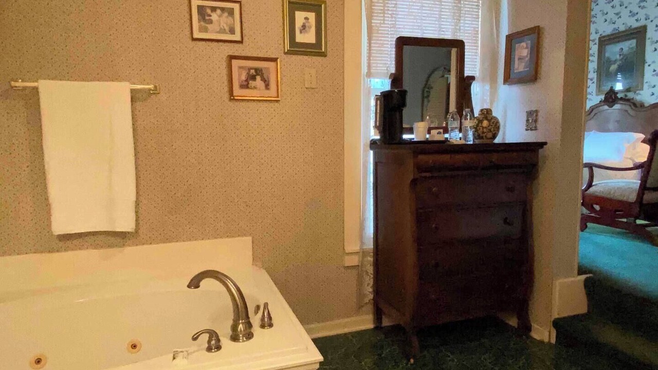 Photo of Bathroom in Bonham