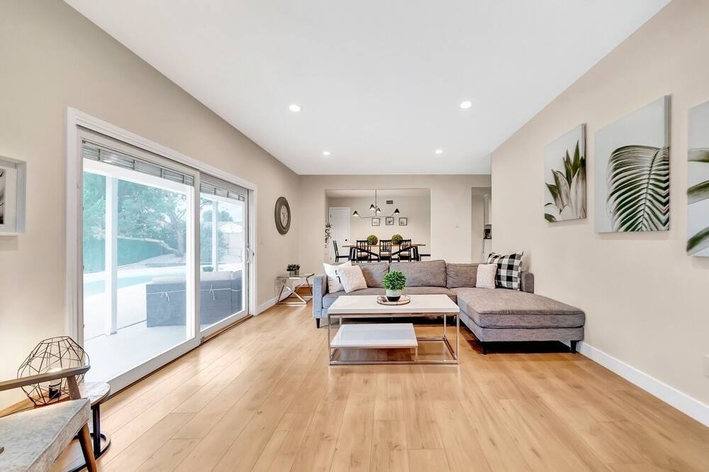 Photo of Livingroom in Winnetka