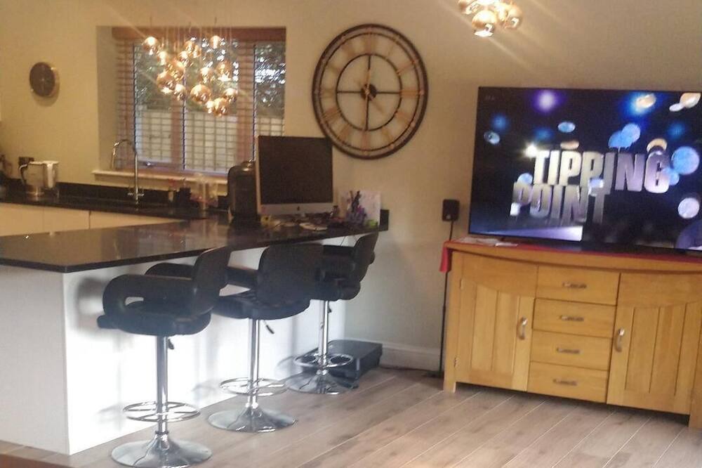 Photo of Livingroom in Cray Valley East