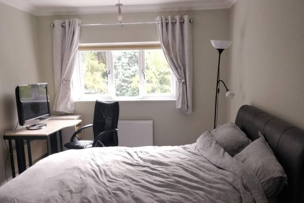 Photo of Bedroom in Cray Valley East