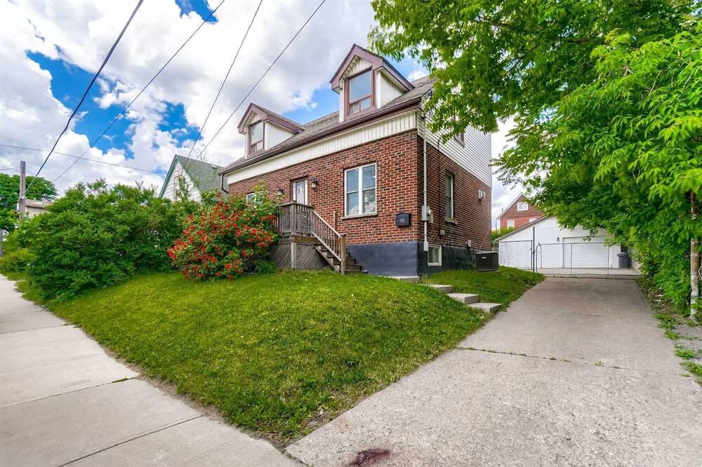 Photo of Outdoor in Hamilton