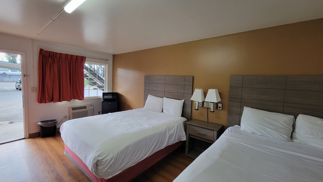 Photo of Bedroom in Carrolls