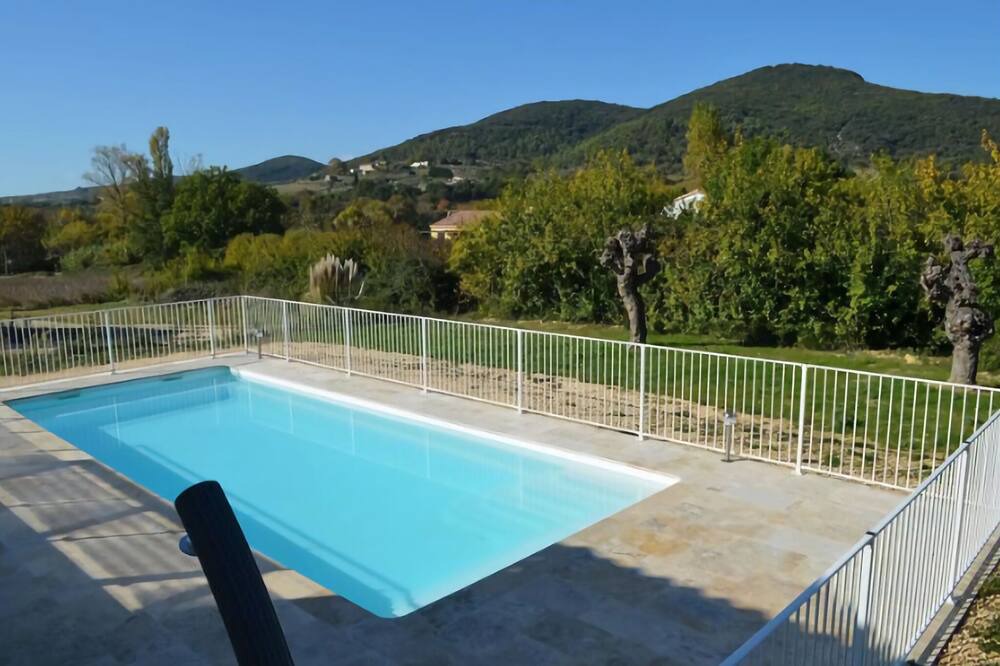 Photo of Outdoor in Saint-Sauveur-de-Cruzieres
