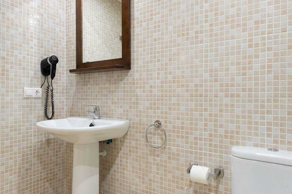 Photo of Bathroom in Gudar