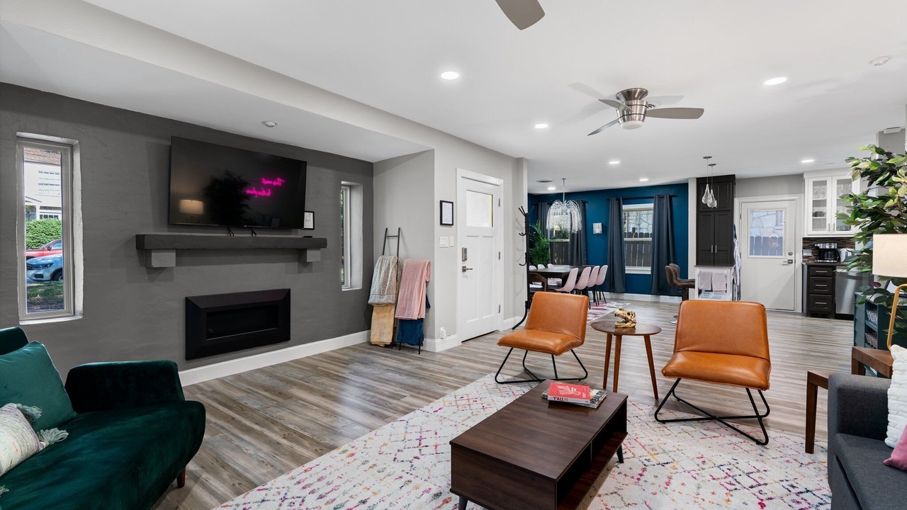 Photo of Livingroom in Cherrywood