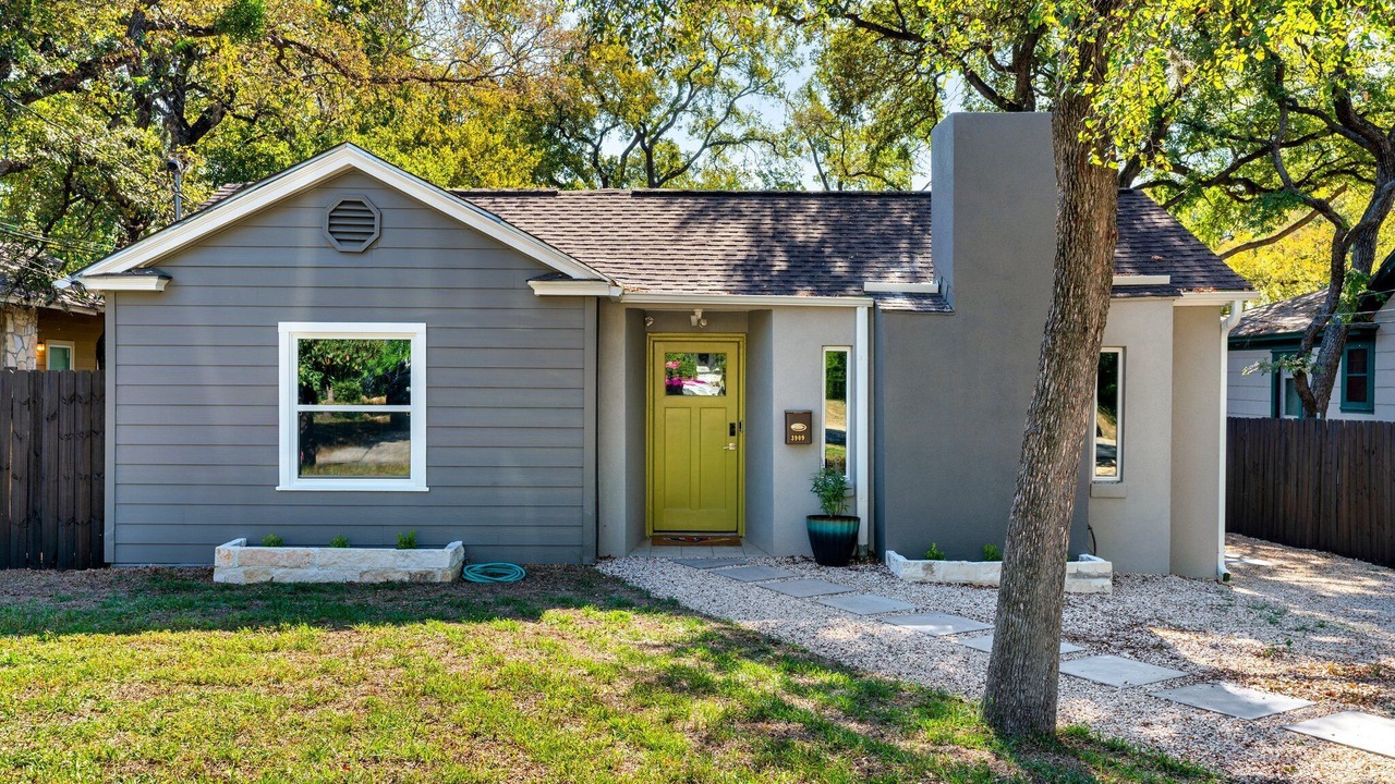 Photo of Outdoor in Cherrywood