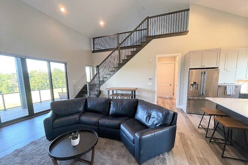 Photo of Livingroom in Winterset