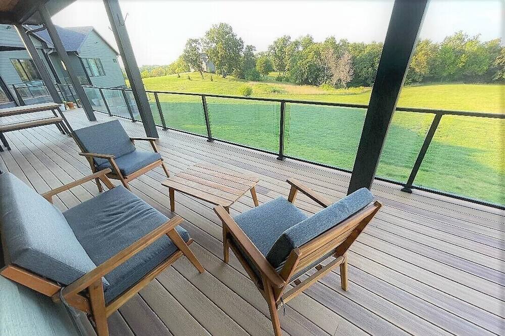 Photo of Patio Balcony in Winterset
