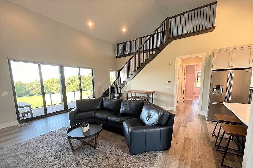 Photo of Livingroom in Winterset