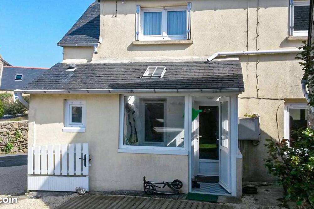 Photo of Outdoor in Tredrez-Locquemeau