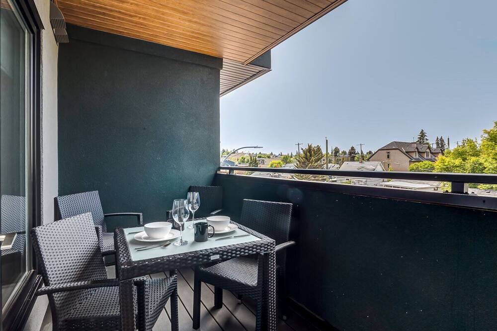 Photo of Patio Balcony in Marda Loop