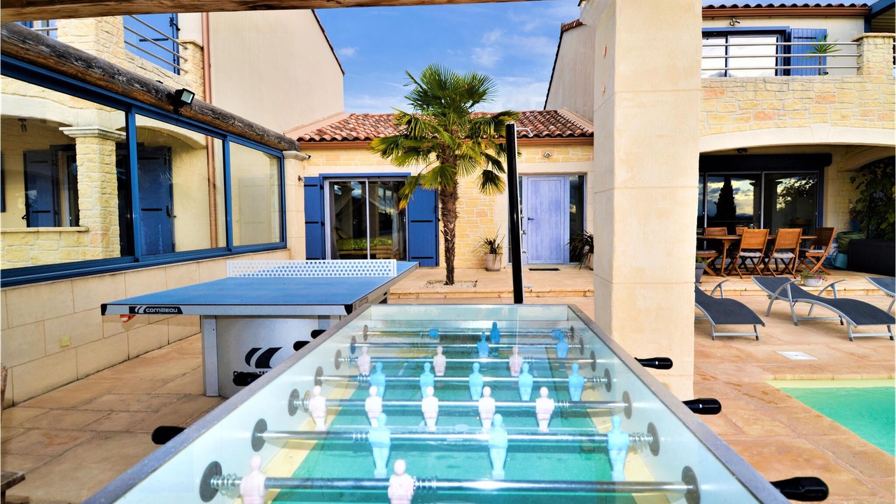 Photo of Patio Balcony in Saint-Hippolyte-de-Montaigu