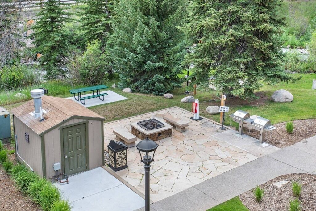 Photo of Outdoor in Highland Meadows