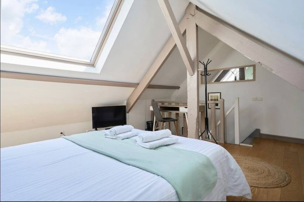 Photo of Bedroom in Brequerecque